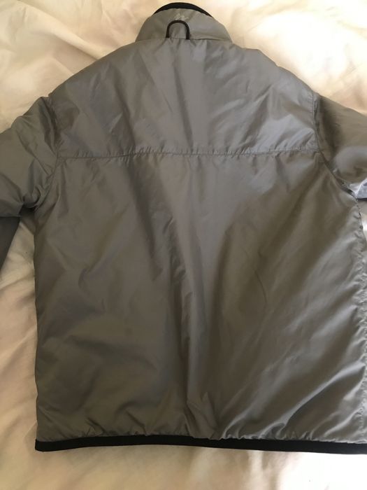 Куртка на хлопця.