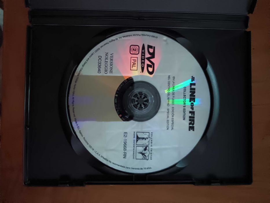 filme dvd original - na linha de fogo