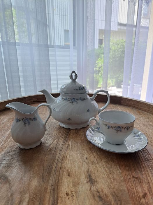 Piękny zestaw dzbanek, mlecznik, filiżanka z podstawką Seltmann weiden