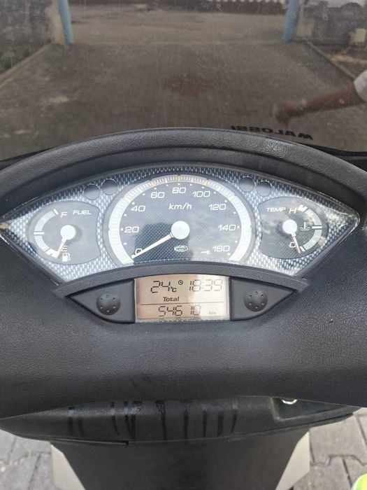Yamaha X Max 125 Carta carro