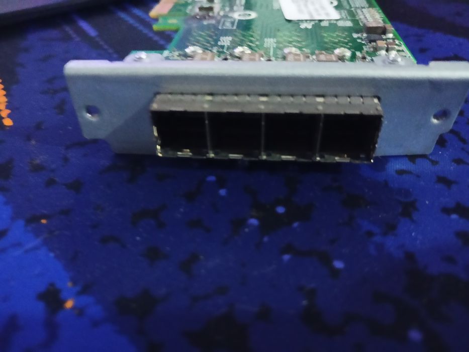 Controladora SAS Adaptec