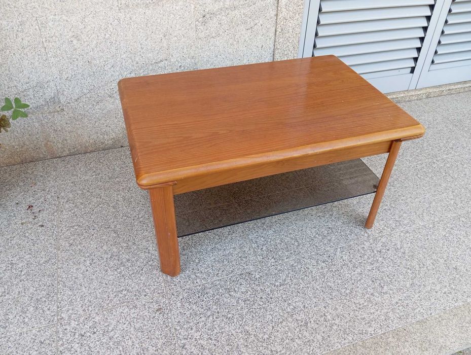 Mesa de sala “CERNE”