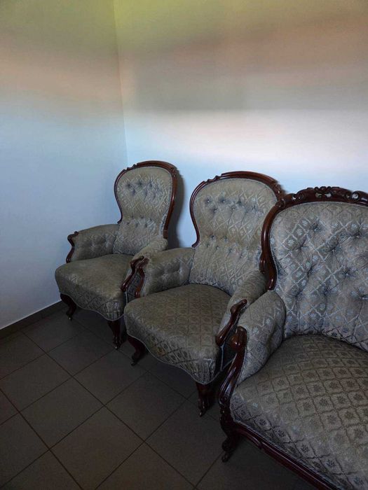 Sprzedam komplet wypoczynkowy w stylu ludwikowskim