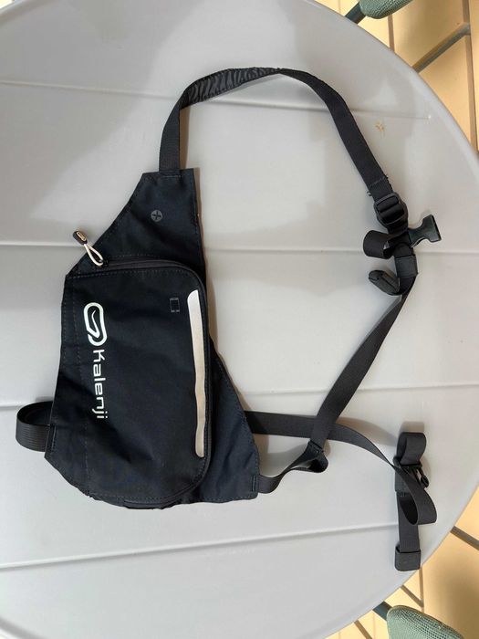 Conjuto Capacete, Luvas e Bolsa Ciclismo