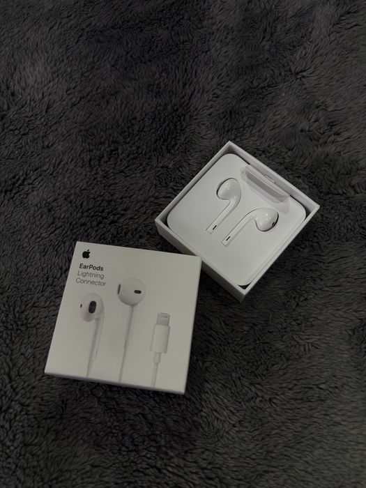 EarPods lightning connector оригінал