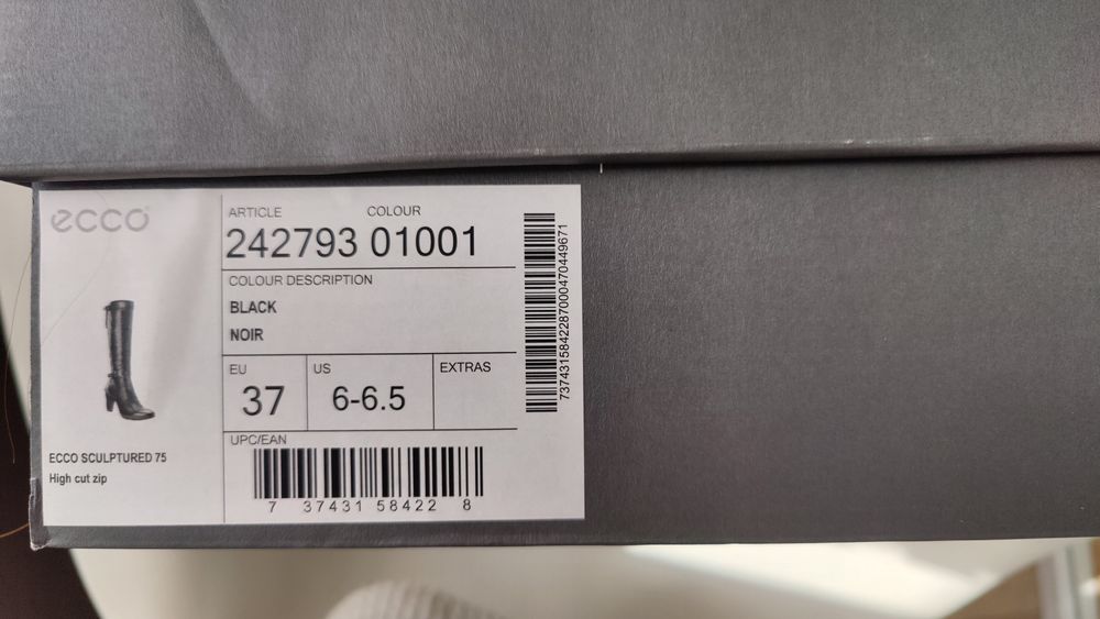 Шкіряні жіночі чоботи