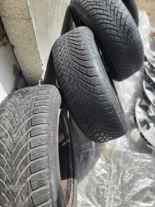 Продам комплект 5/114.3 R15 195/65/15 ковпаки в подарунок