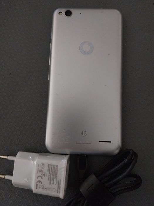 Telemovel  smart 6.5  vodafone completo impecavel