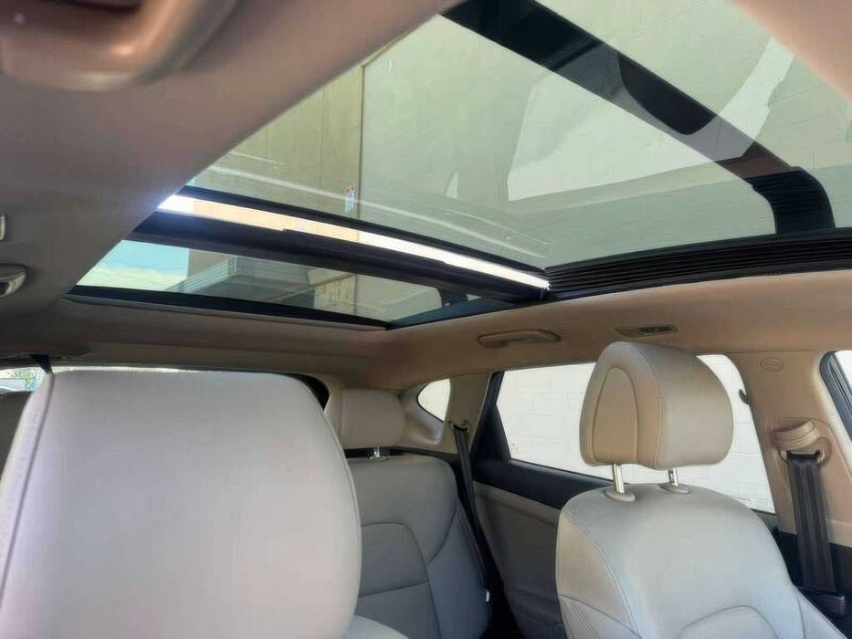 Hyundai Tucson Limited      2017