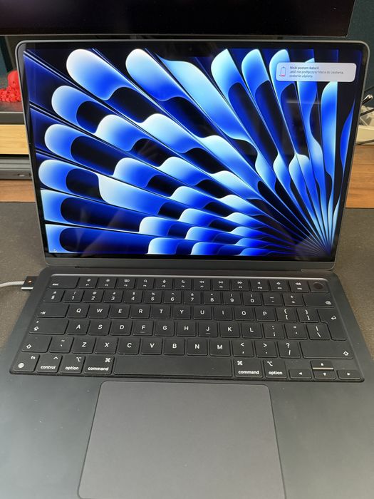 MacBook Air M2 13.6 cali