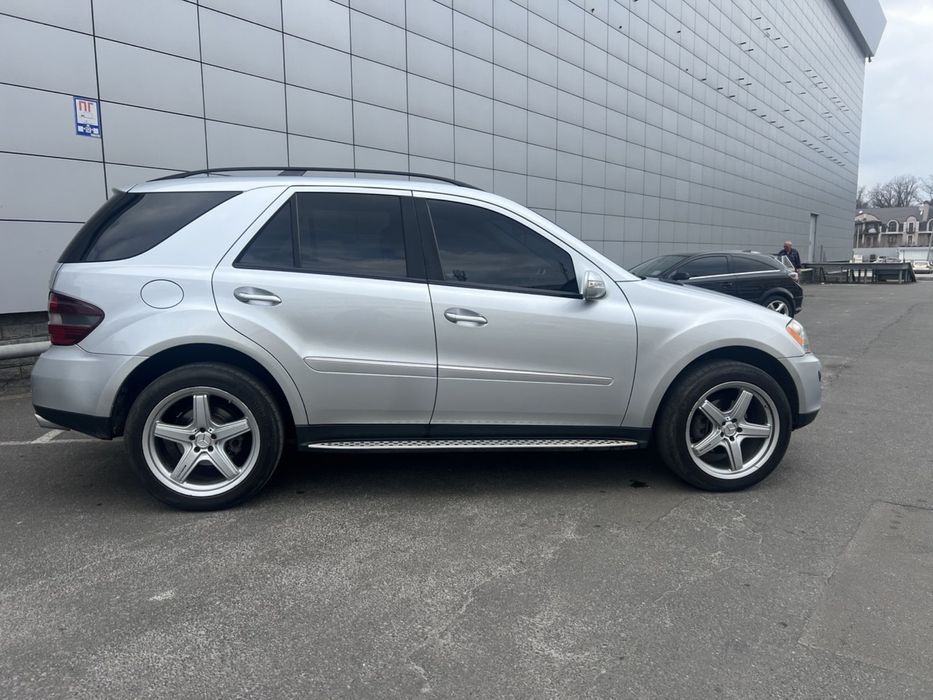 Продам Mercedes ML350