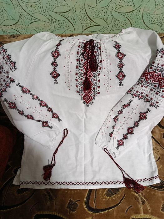 Вишиванка жіноча,нова