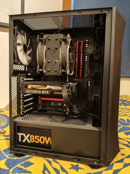 PC Gaming Lisbon494898117828290562