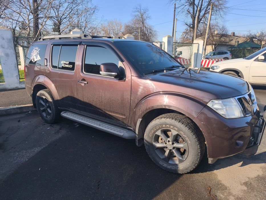 Ніссан Пантфаїнтер