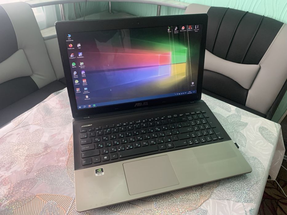 Ноутбук Asus k55vd в отличном состоянии
