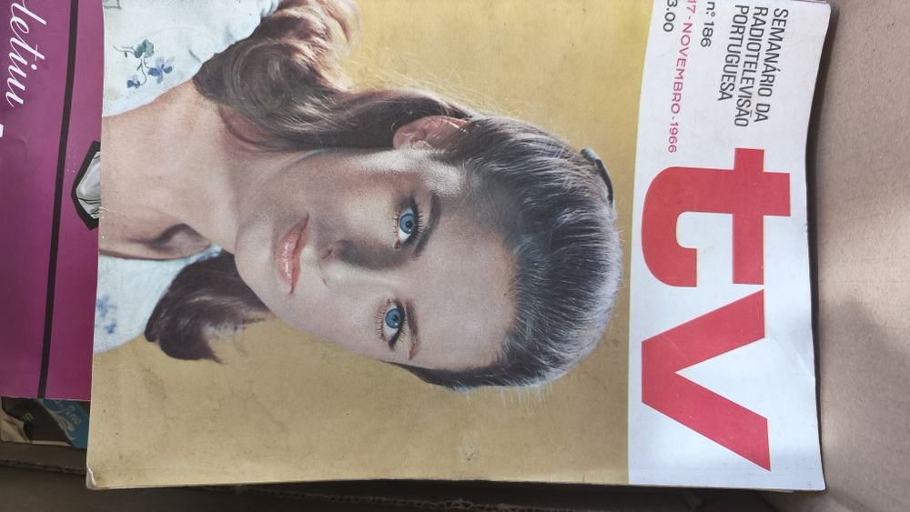 Lote 16 Revistas "TV" (RTP) Anos 60 - Raras (1966, 1967 e 1968)