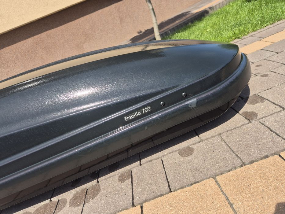 Box dachowy Thule Pacific 700