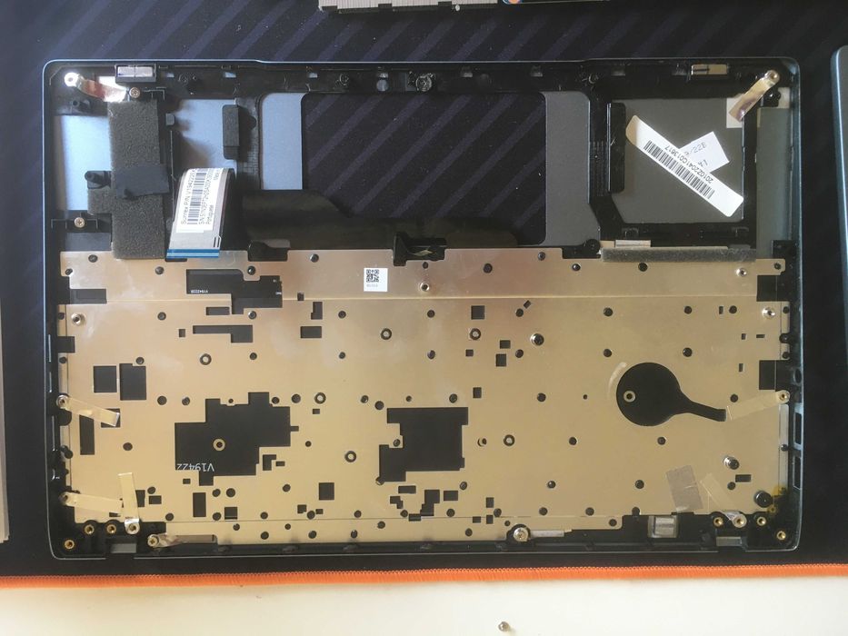 Vendo peças de portátil MSI Modem 14 B11SB64738808769154123