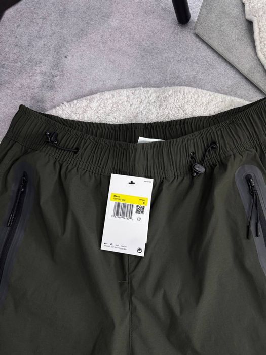 Штани Nike Tech Nelon