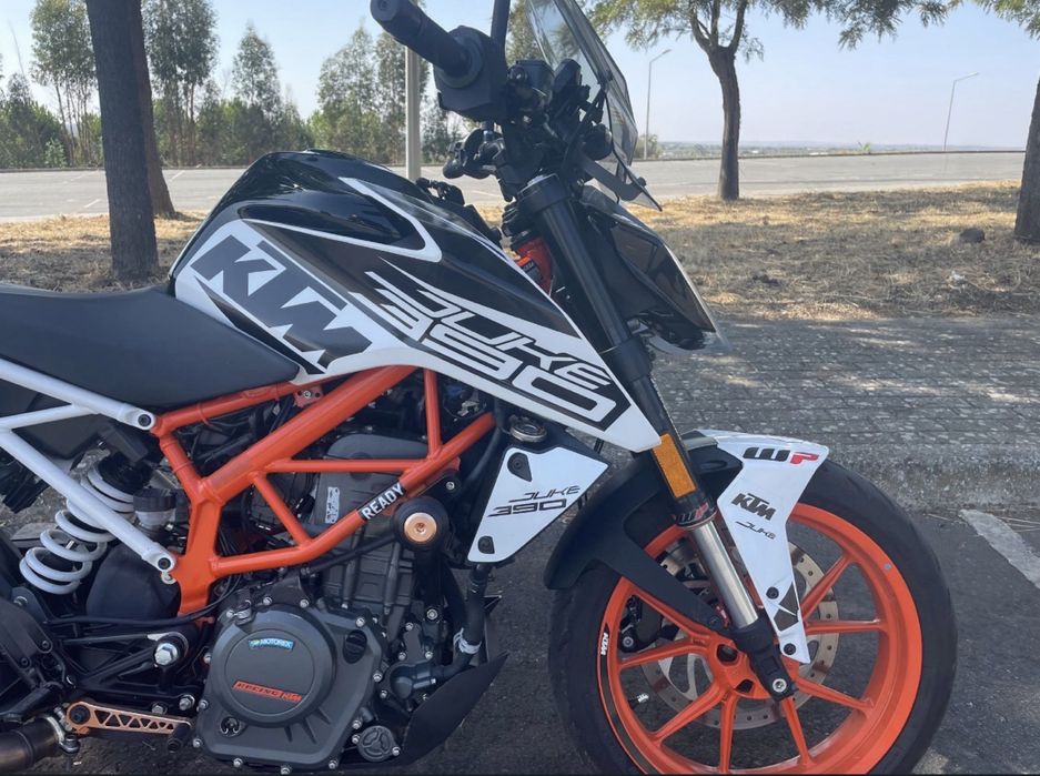KTM DUKE 390