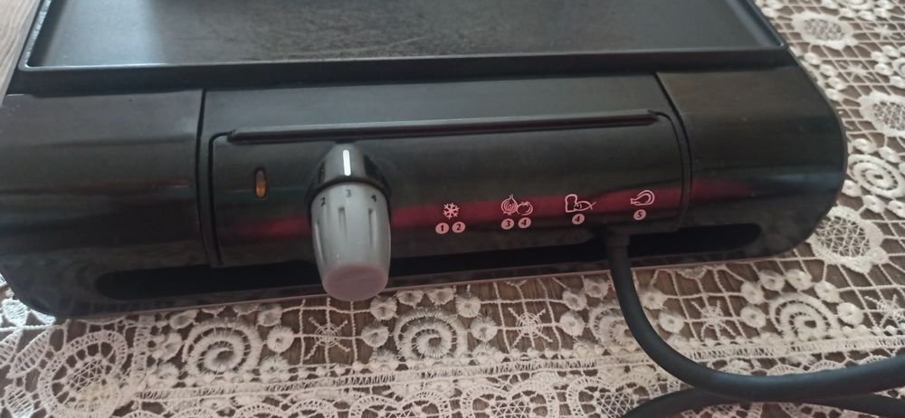 Grill stołowy Philips  HD4419