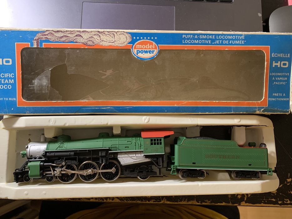 Lokomotywa Model Power H0 6648 Southern