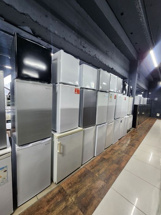 Міні/мини холодильник Midea MDRD86SLF01 50 см