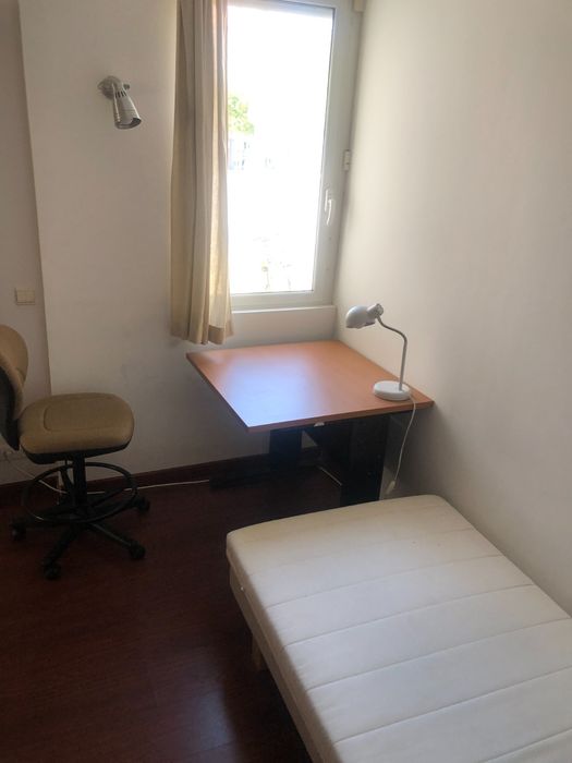 Quarto em apartamento t4