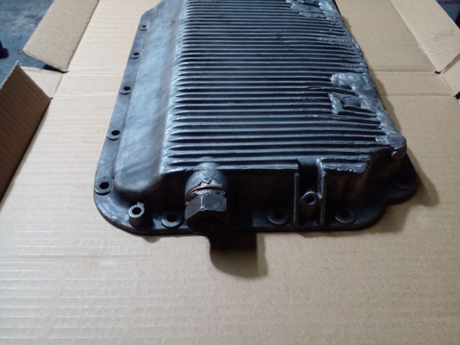 Піддон двигуна AUDI