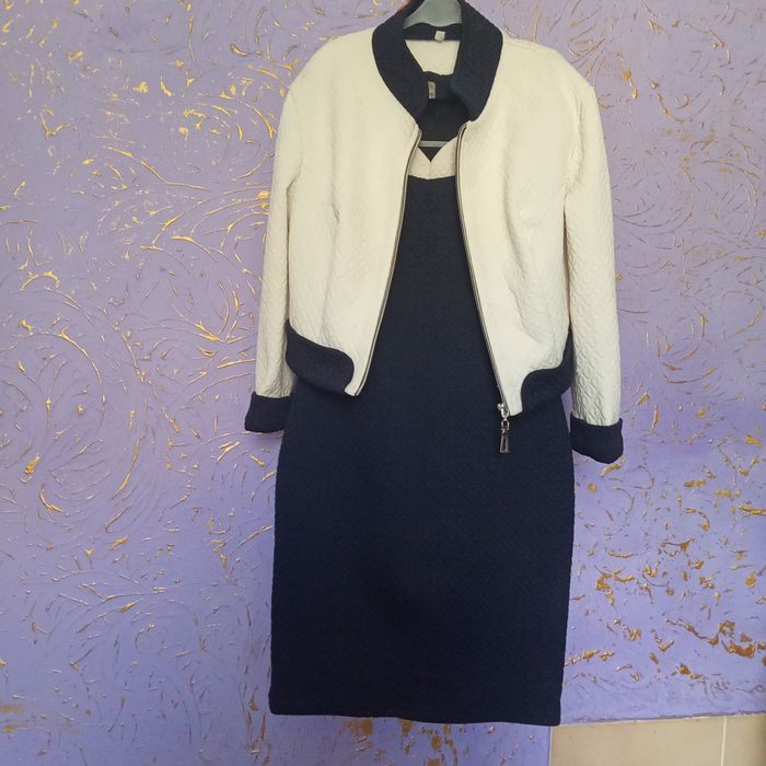 2 плаття для дівчинки за 600 грн