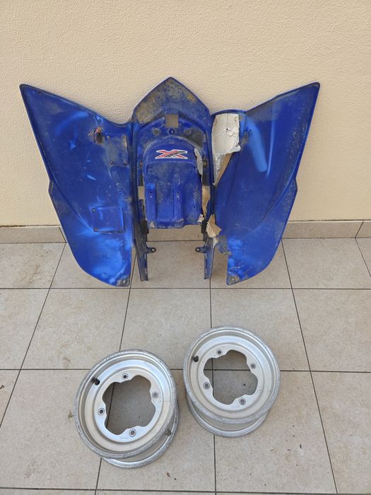 Jantes e plastico traseiro yfz450r 2010 em diante