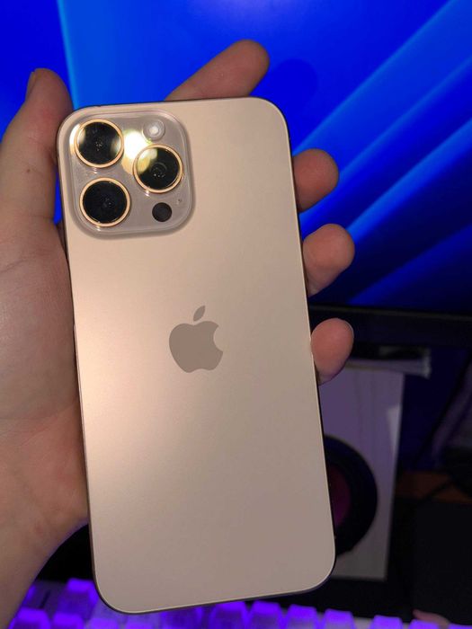 iPhone 16 Pro Max 256 Gb Desert Titanium Батарея 93%