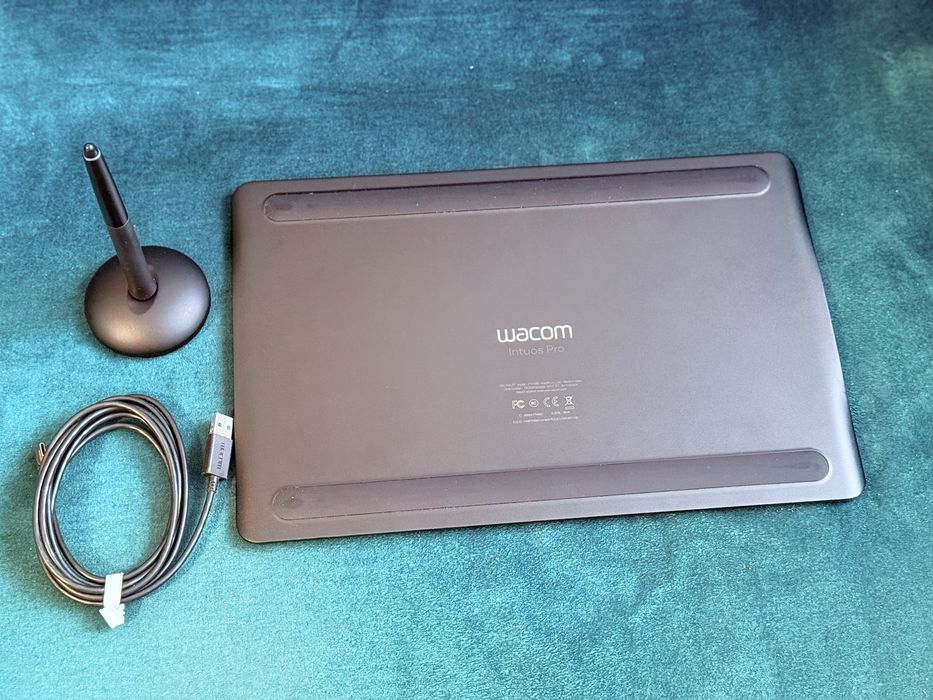 Tablet graficzny Wacom Intuos Pro PTH-660