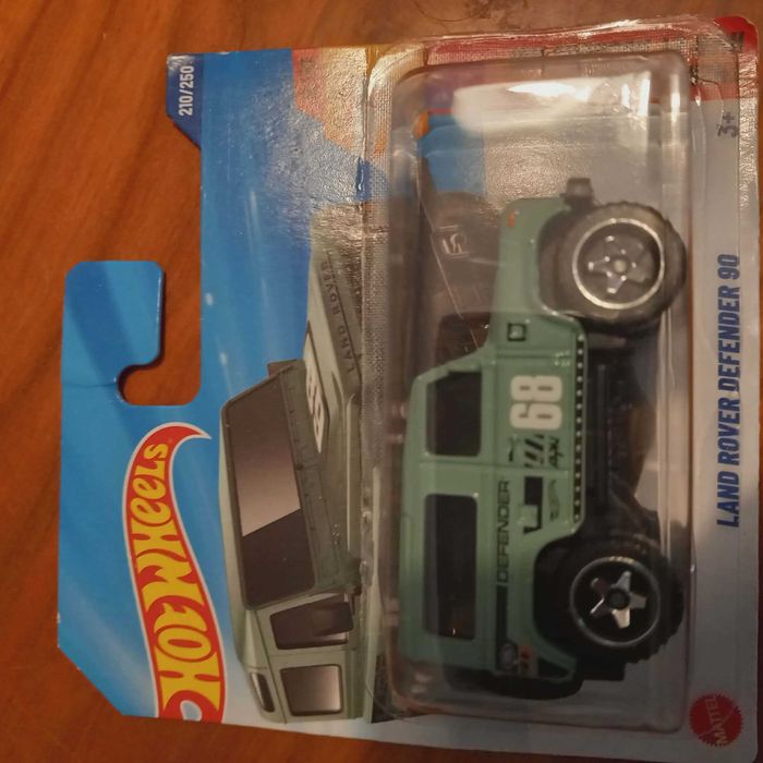 Hot Wheels NOVOS Jeep Land Rover e Hummer