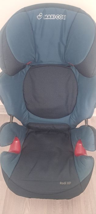 Fotelik dziecięcy 15-36 kg..