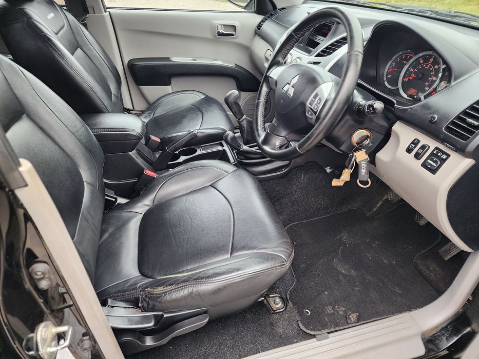 Mitsubishi L200 2012 рік в Україні!