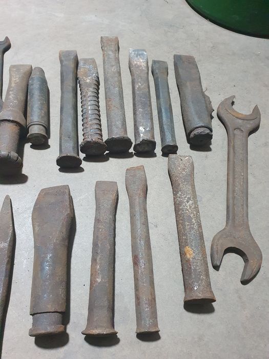 Продам зубила и ключи