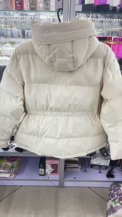 Куртка  стильна і зручна