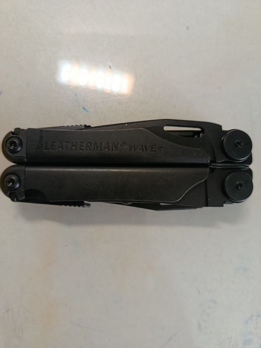 Мультитул Leatherman Surge