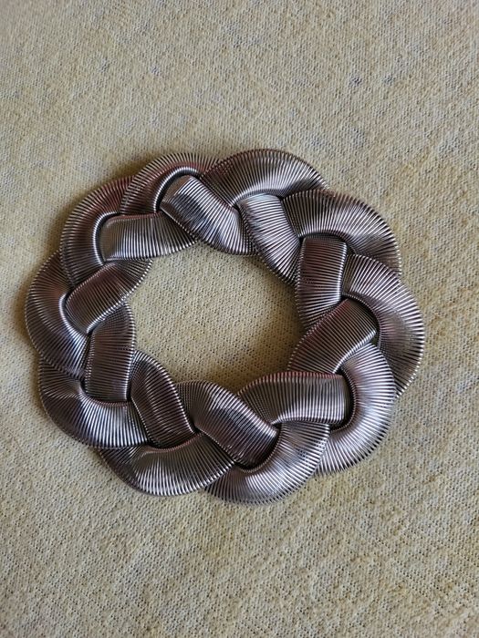 Bransoletka w kolorze srebra sprężynka