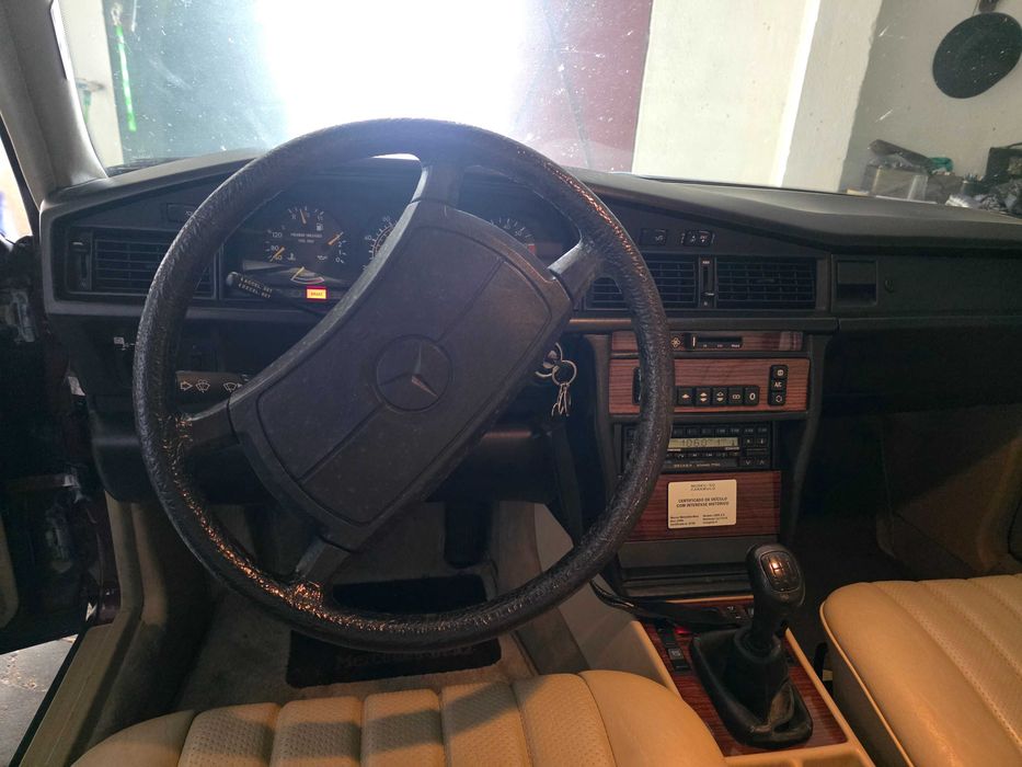 Mercedes 190 E 2.3 136cv