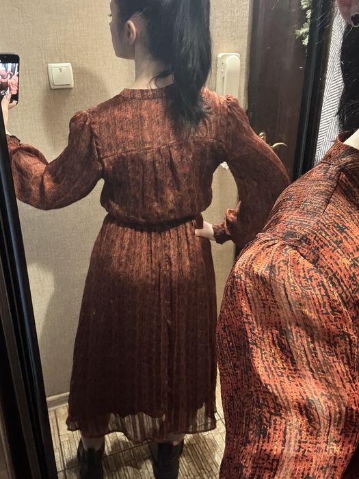 Сукня міді весняна