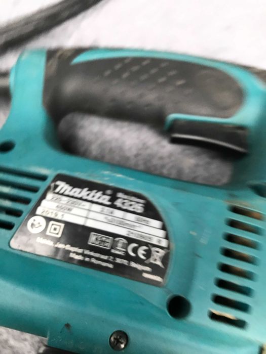 Wyrzynarka Makita 4326 450W