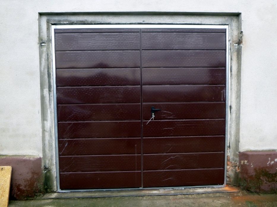 Brama garażowa uchylna BRAMY do muru PRODUCENT dostawa i montaż