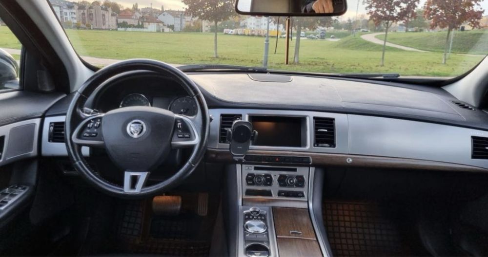 Wynajem samochodow Jaguar XF Malbork,Tczew,Elblag,Kwidzyn