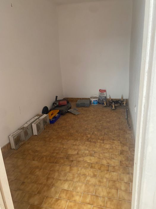 Casa para acabar de recuperar em Escalos de Cima (10 minutos de Castelo Branco)