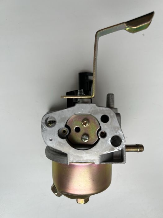 Карбюратори до гінераторів, також підходять до бензо-кос