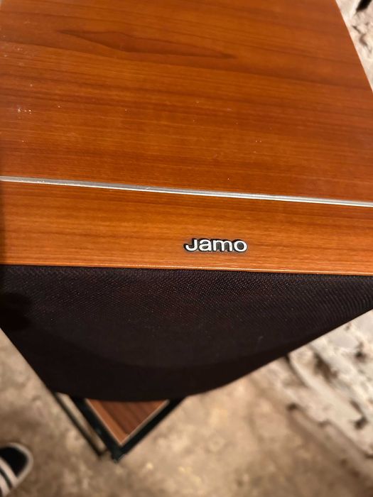 kolumny monitory Jamo E 610