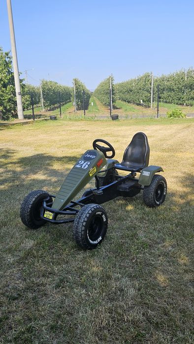 Gokart na pedały berg jeep jałowy bieg