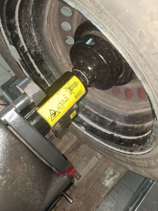 Wyważarka cemb er63,sonar,uchwyt pneumatyczny